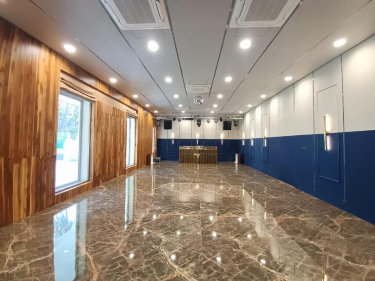 Romania By Sanjeevani, Malad West, Mumbai (5)